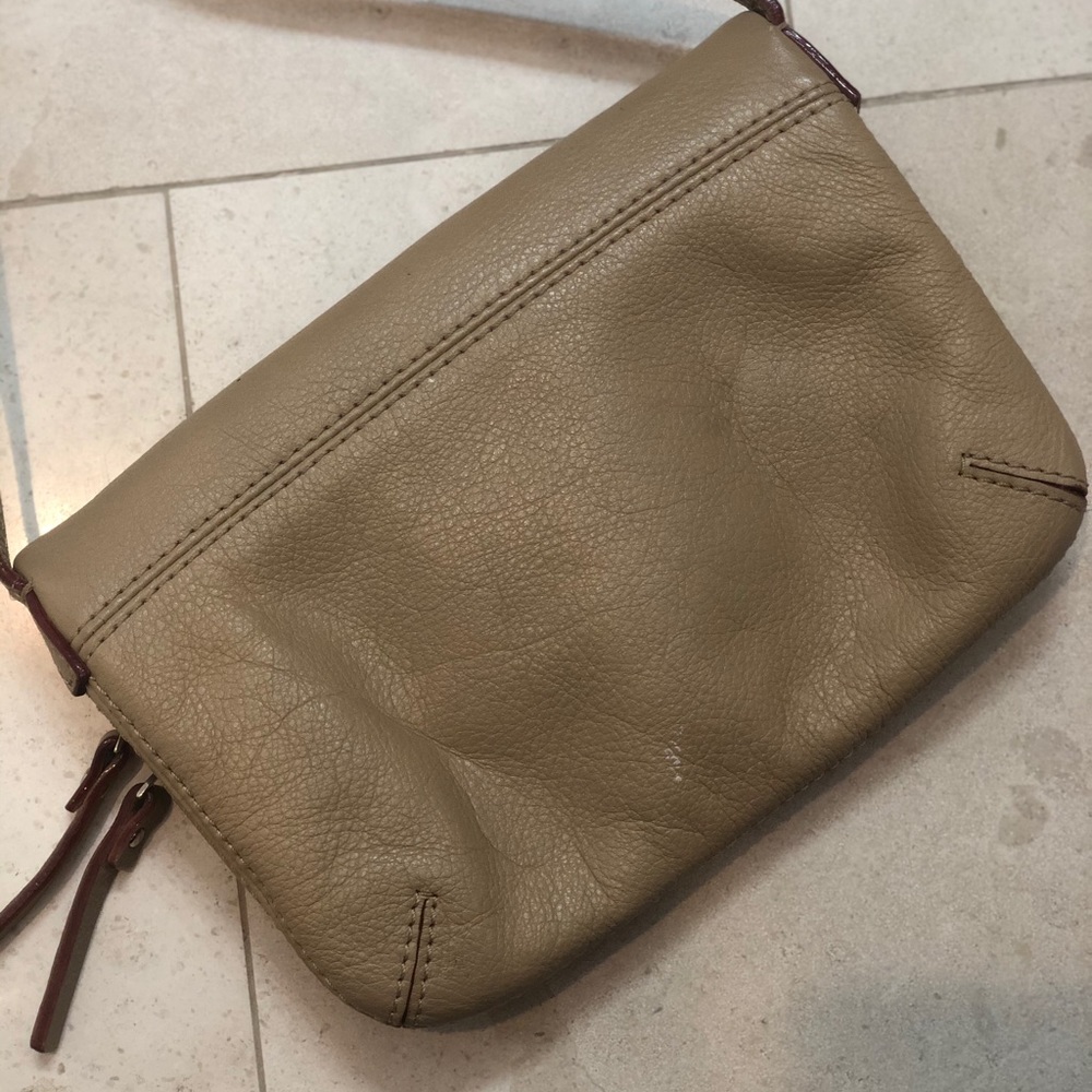 Kate Spade Crossbody - Picture 2 of 5